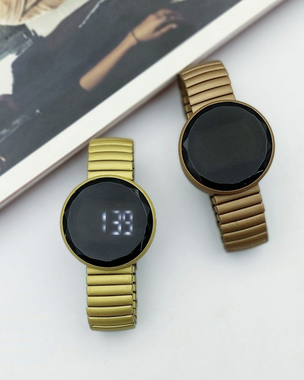 ساعت ال ای دی