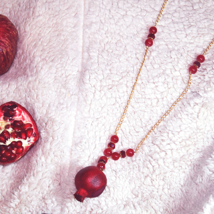 گردنبند یلدایی با زنجیر